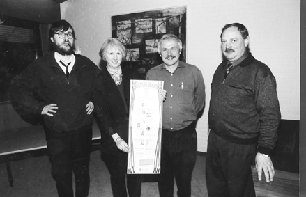 Kulturraketten i N�rre Djurs Kommune blev sendt i luften for f�rste gang sidste �r for at markere �rtusindskiftet. Kulturprogrammet blev s� stor en succes, at man ogs� i �r har haft en �kulturraket� i N�rre Djurs, og allerede nu er Kirsten Krogh, udvalgsformand Gert Eriksen og borgmester Leif S�rensen klar til at melde ud, at raketten ogs� flyver videre i 2002