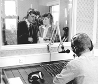 radio-djursland.gif (35061 bytes)