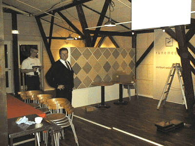 ITmesse4.jpg (27202 bytes)