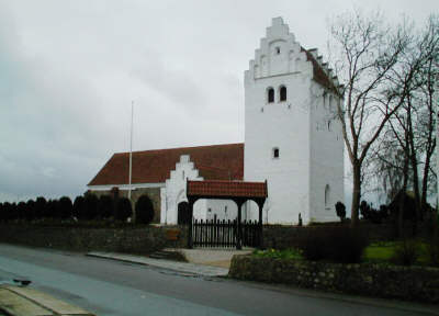 27.jpg (15072 bytes)