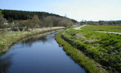 Kanal-2-400.jpg (12919 bytes)