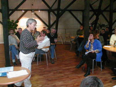 ellen.jpg (19320 bytes)