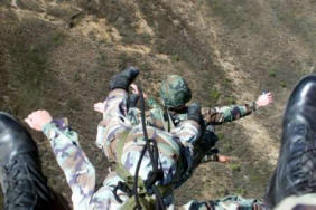 Tropper.jpg (17568 bytes)