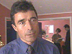 Fogh-Rasmussen.jpg (17873 bytes)