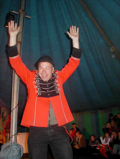 Cirkus-16.jpg (18023 bytes)