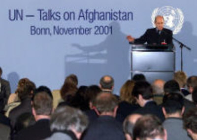 27nov_Bonn_ afghan_400.jpg (24179 bytes)