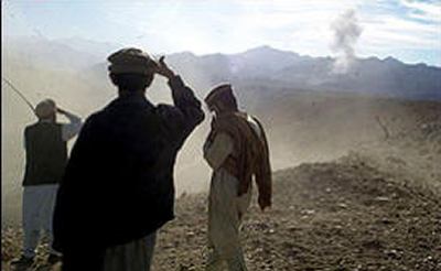 10dec_osama_hide_400.jpg (14984 bytes)