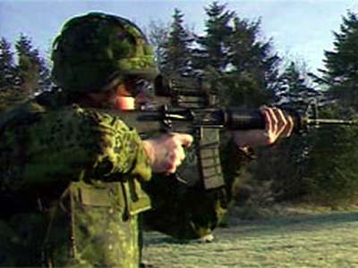 13dec_50jaegersold_dk_400.jpg (17603 bytes)