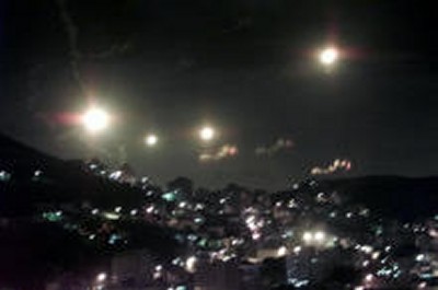 13dec_israel_boykot_400.jpg (17591 bytes)