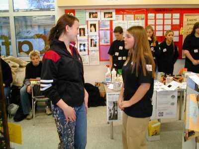 mlj_tea_glsb_3_400.jpg (18376 bytes)