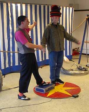 fastelavn402.jpg (18188 bytes)