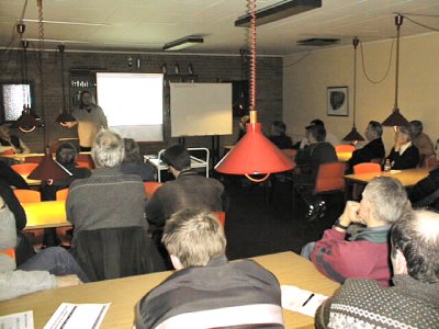 Bredbaand_foredrag400.jpg (32378 bytes)