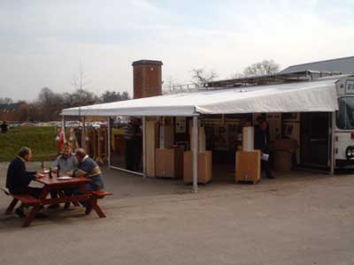 udst telt.jpg (10215 bytes)