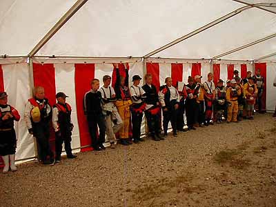 deltagere.jpg .jpg (29383 bytes)