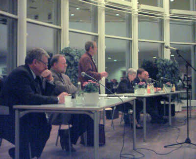 Panelet.jpg (18477 bytes)